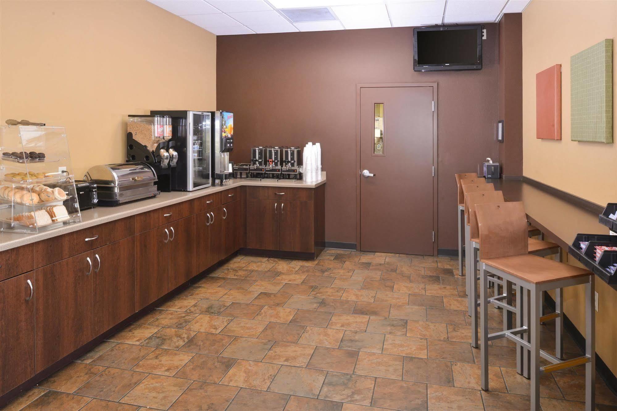 Americas Best Value Inn - Campus View Eau Claire Exterior foto